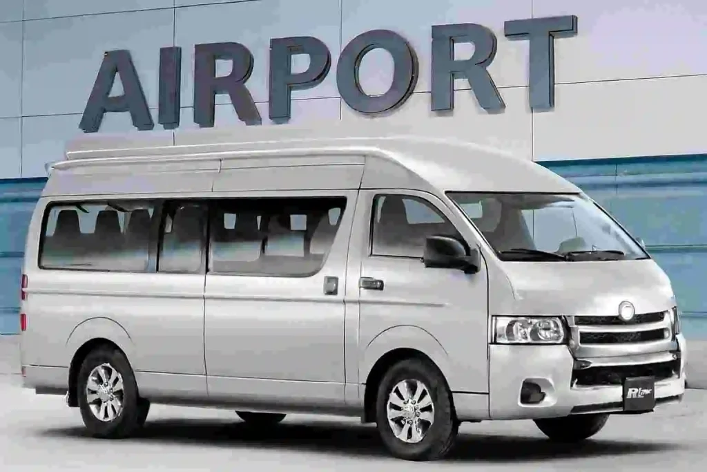 sg maxi taxi 11 seater (1)